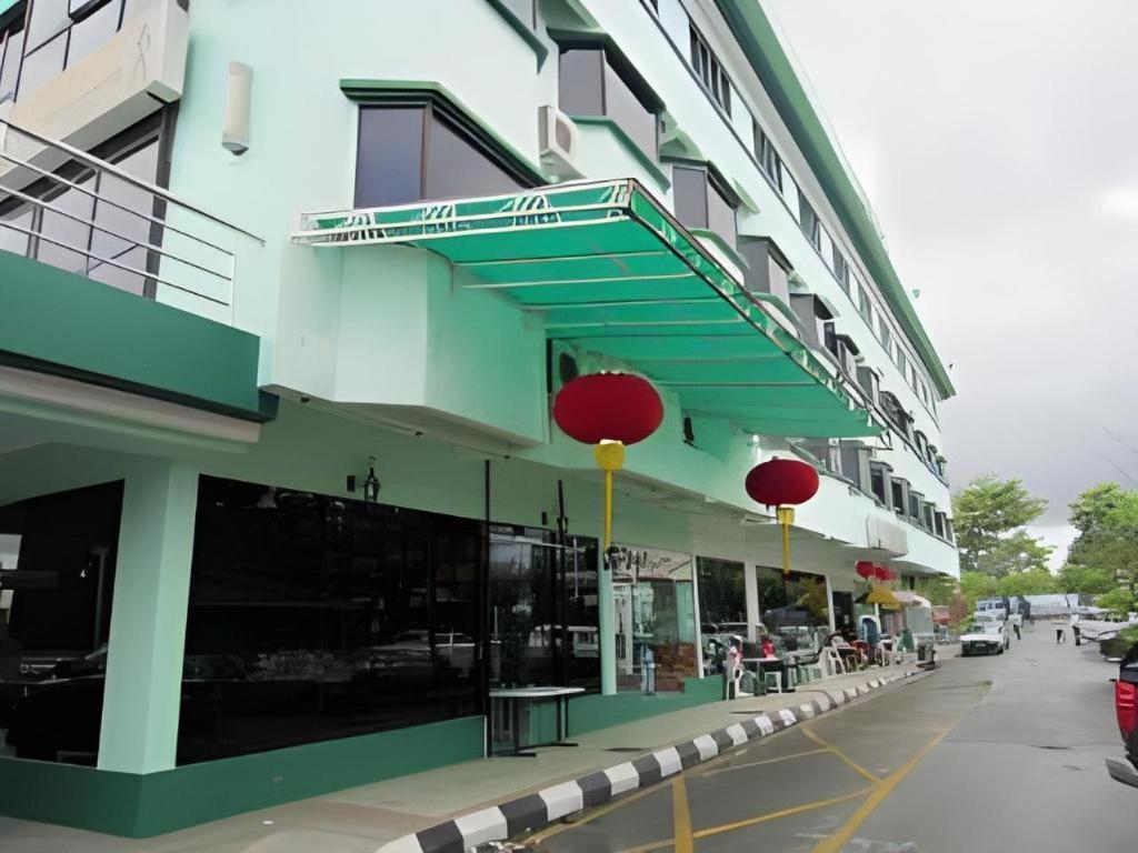 Hotel Hung Hung Kuching Kültér fotó