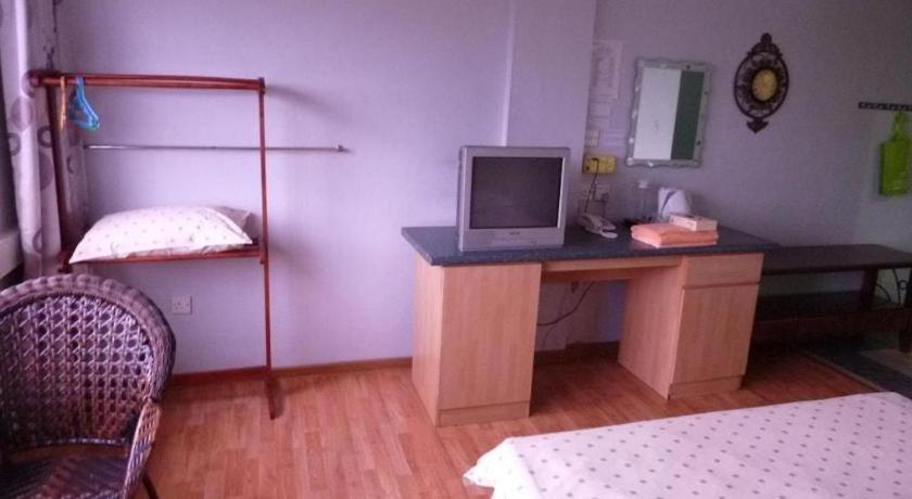 Hotel Hung Hung Kuching Kültér fotó