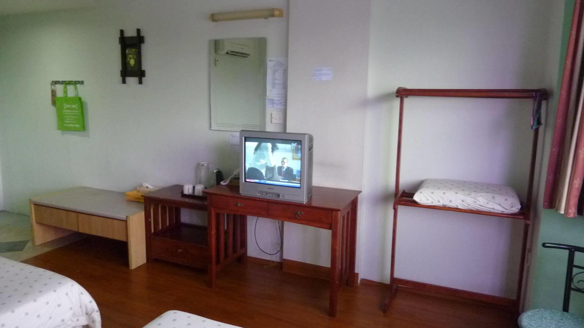 Hotel Hung Hung Kuching Kültér fotó